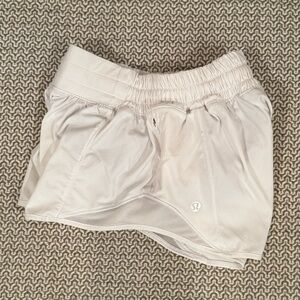 Lululemon size 0, white hotty hot, 2.5”